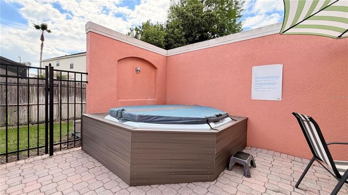 Image No.20-3 Bed Townhouse for sale