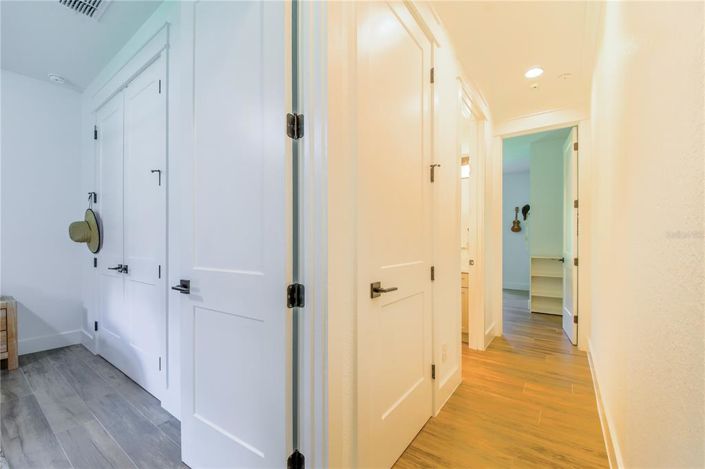Image No.30-4 Bed Property for sale