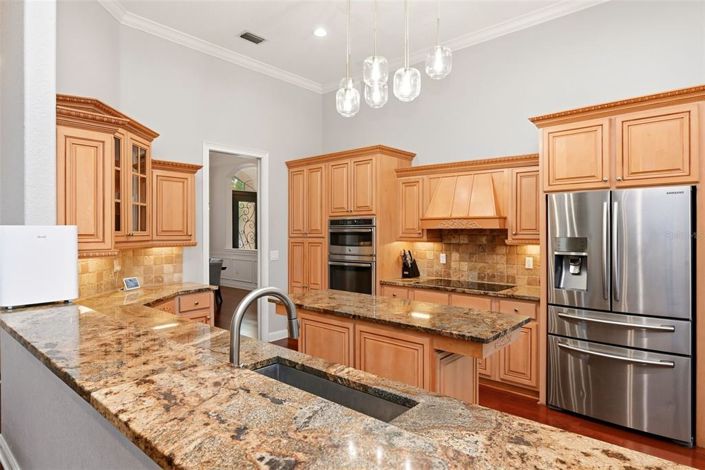 Image No.24-4 Bed Property for sale