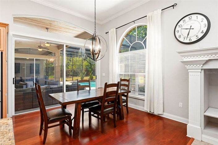 Image No.30-4 Bed Property for sale