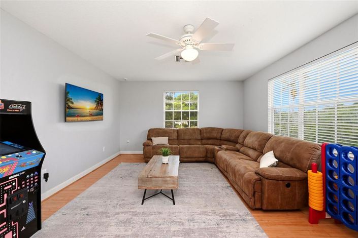 Image No.39-4 Bed Property for sale