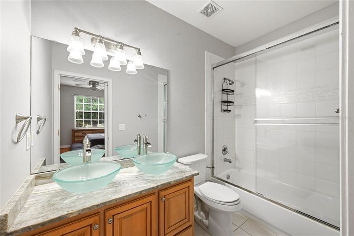 Image No.43-4 Bed Property for sale