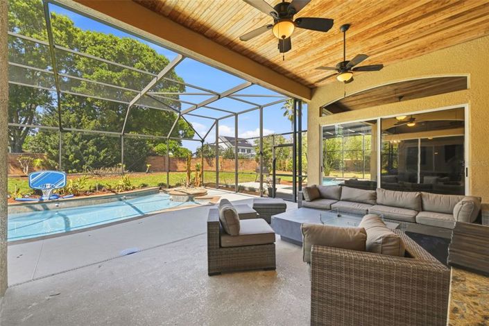 Image No.49-4 Bed Property for sale