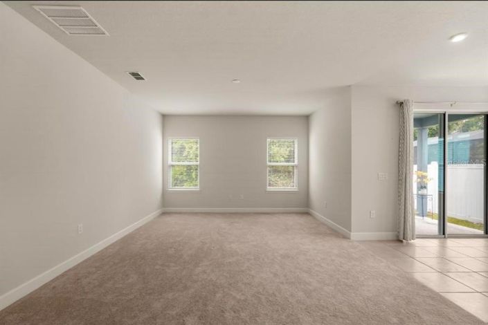 Image No.10-3 Bed Property for sale