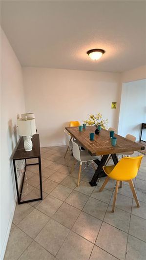 Image No.5-4 Bed Townhouse for sale