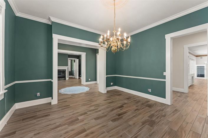Image No.14-5 Bed Property for sale