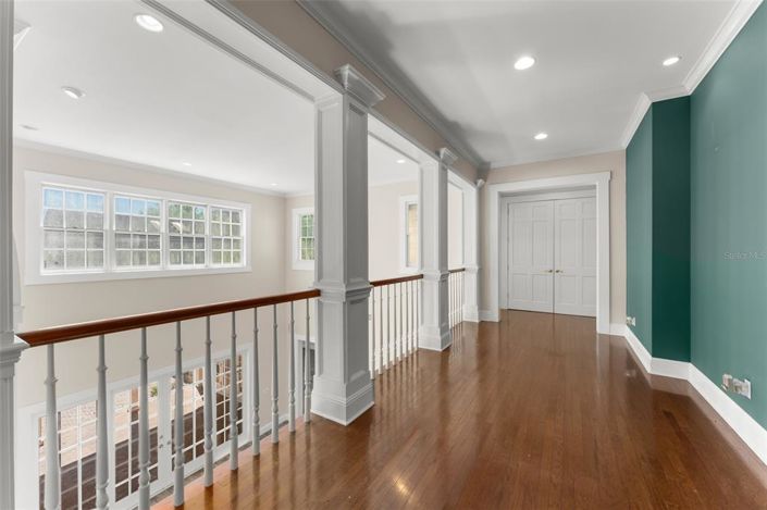 Image No.48-5 Bed Property for sale