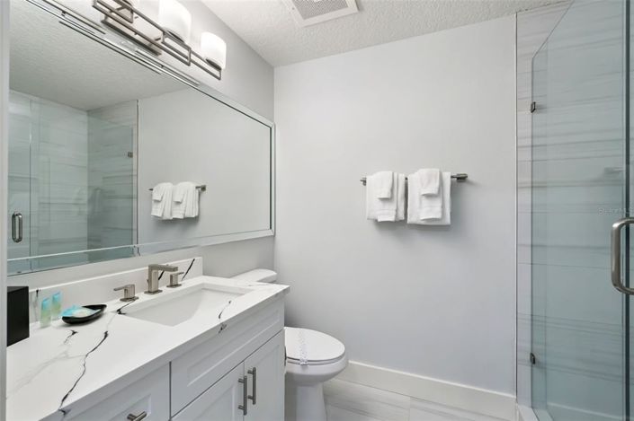 Image No.19-2 Bed Property for sale