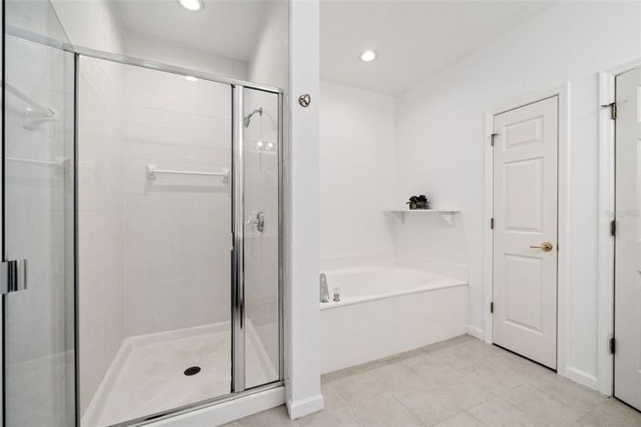 Image No.30-4 Bed Townhouse for sale
