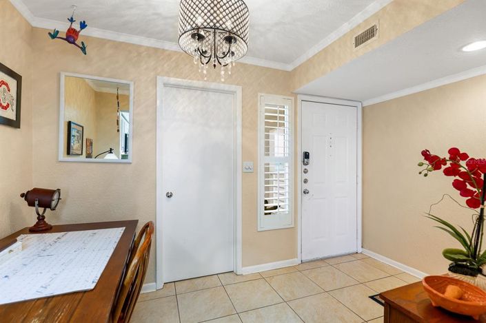 Image No.6-2 Bed Property for sale