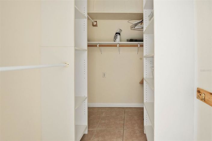Image No.21-5 Bed Property for sale