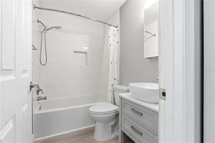 Image No.44-2 Bed Townhouse for sale