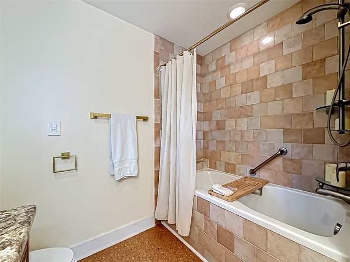 Image No.33-3 Bed Property for sale
