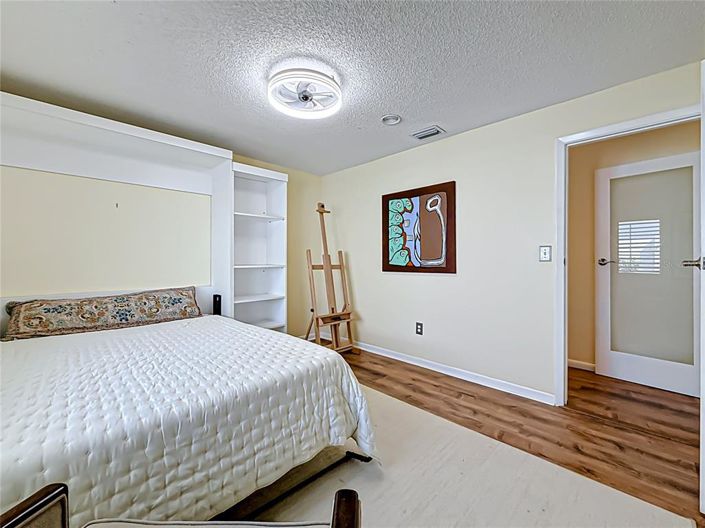 Image No.38-3 Bed Property for sale