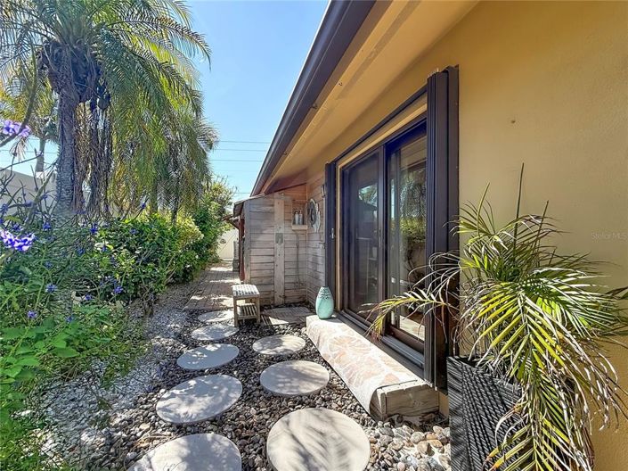 Image No.52-3 Bed Property for sale