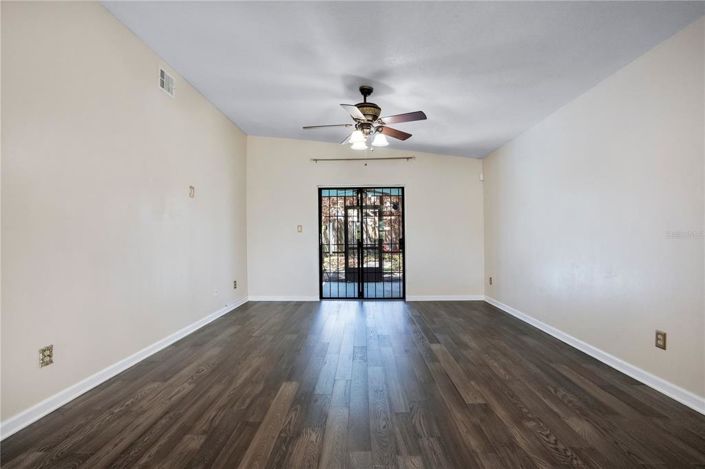 Image No.6-Propriété de 3 chambres à vendre à Kissimmee