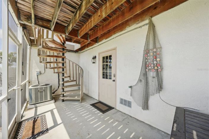 Image No.43-2 Bed Townhouse for sale