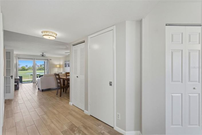 Image No.4-2 Bed Property for sale