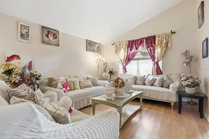 Image No.4-Propriété de 3 chambres à vendre à Clermont