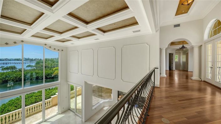 Image No.34-5 Bed Property for sale