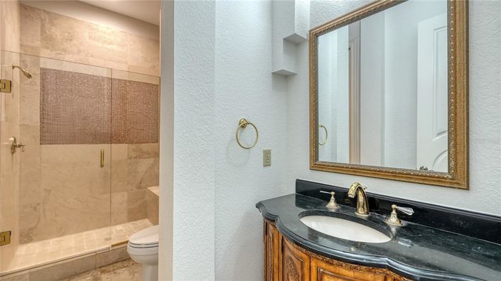 Image No.49-5 Bed Property for sale
