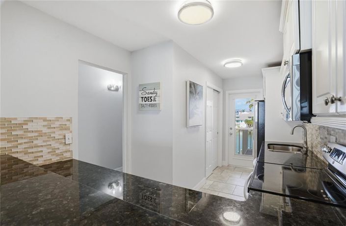 Image No.30-2 Bed Property for sale