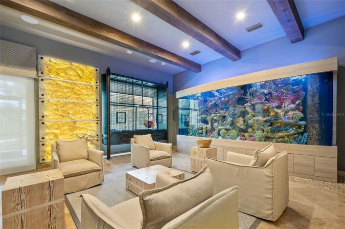 Image No.23-5 Bed Property for sale