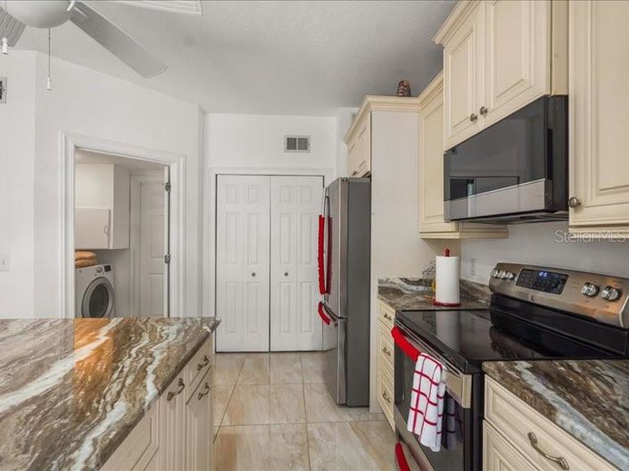 Image No.6-Propriété de 5 chambres à vendre à Kissimmee
