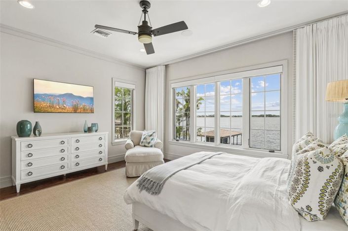 Image No.32-5 Bed Property for sale