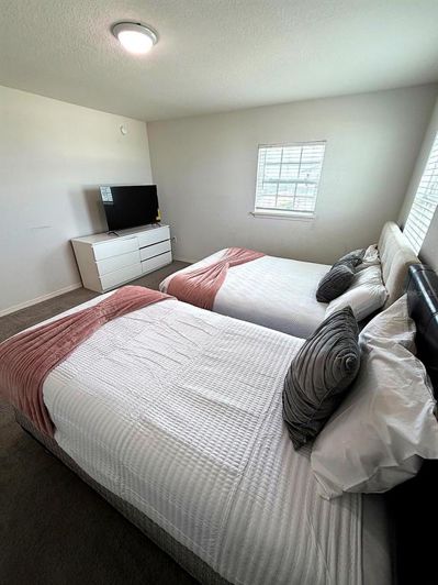 Image No.16-5 Bed Property for sale