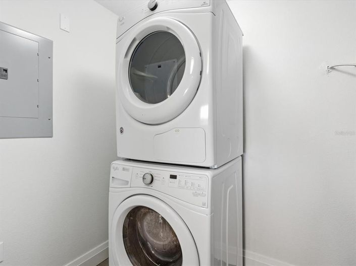 Image No.24-2 Bed Property for sale
