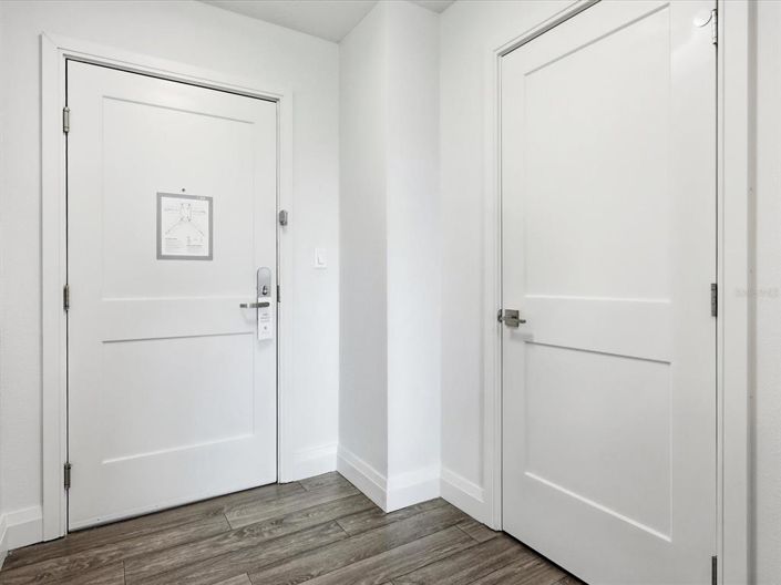 Image No.3-2 Bed Property for sale