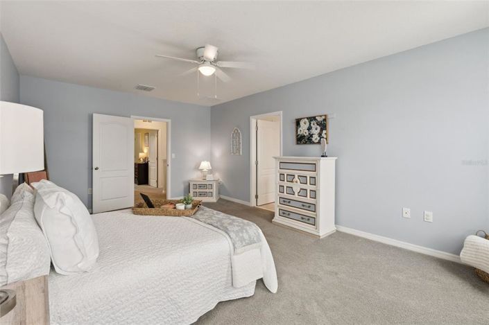 Image No.32-5 Bed Property for sale