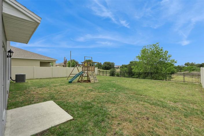 Image No.43-5 Bed Property for sale