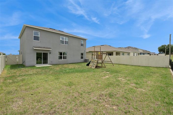 Image No.48-5 Bed Property for sale