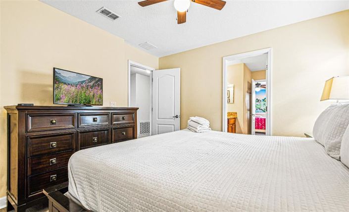 Image No.34-8 Bed Property for sale