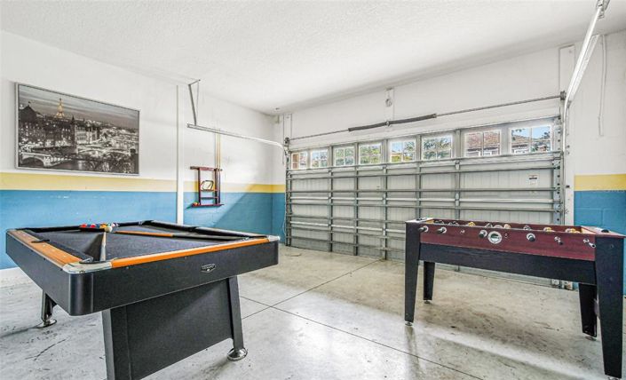 Image No.44-8 Bed Property for sale