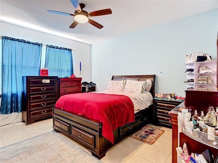 Image No.14-Propriété de 4 chambres à vendre à Kissimmee