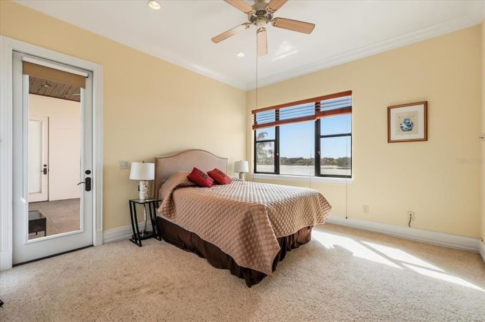 Image No.47-4 Bed Property for sale