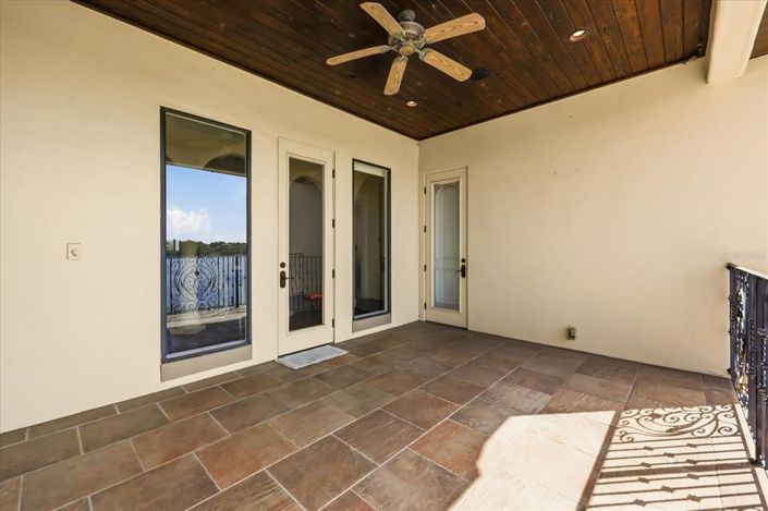 Image No.60-4 Bed Property for sale