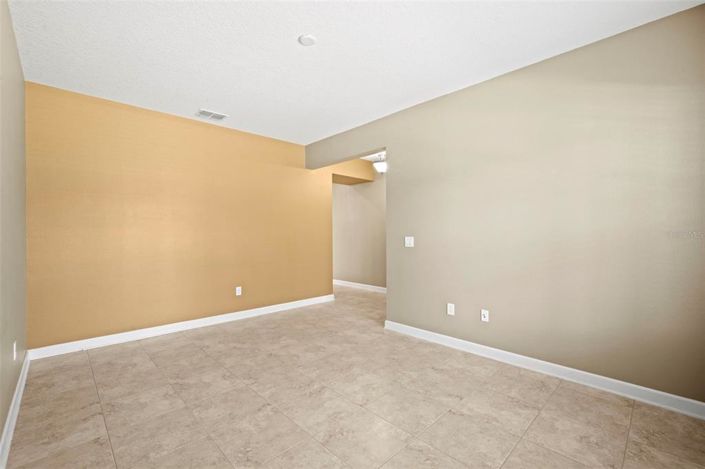 Image No.14-3 Bed Property for sale