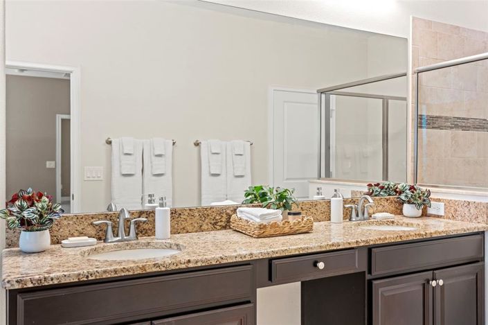 Image No.32-3 Bed Property for sale