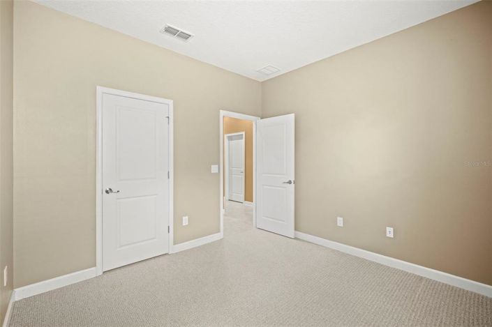 Image No.44-3 Bed Property for sale