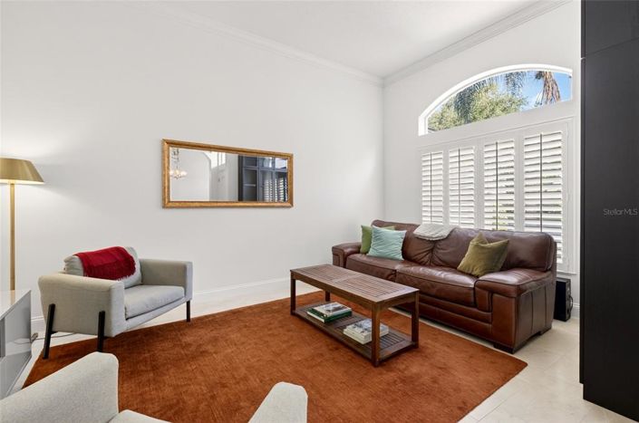 Image No.17-4 Bed Property for sale