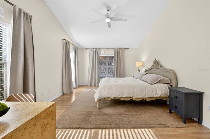 Image No.25-4 Bed Property for sale
