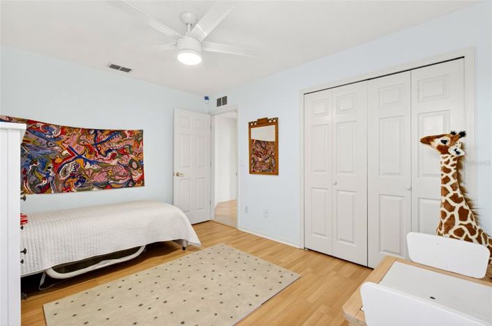 Image No.33-4 Bed Property for sale