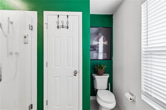 Image No.30-4 Bed Property for sale