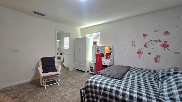 Image No.26-3 Bed Townhouse for sale