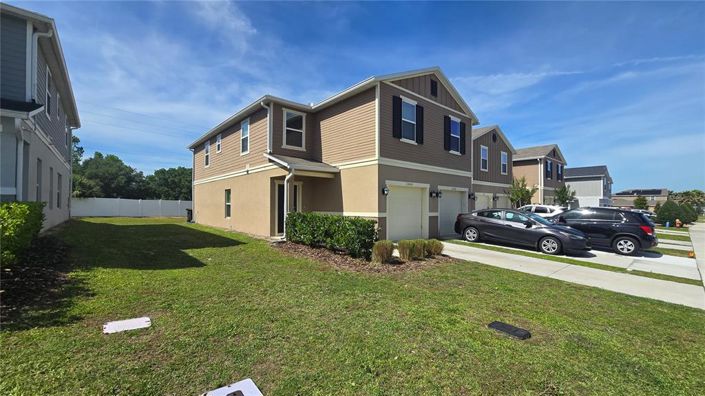 Image No.3-3 Bed Townhouse for sale