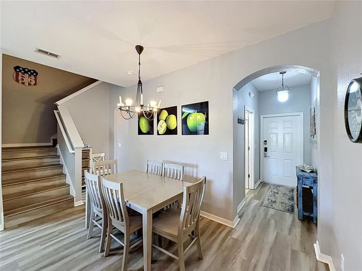 Image No.3-4 Bed Townhouse for sale